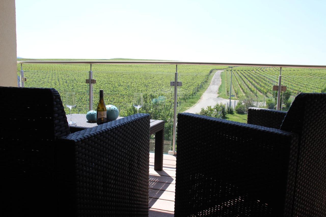 Gaestehaus Casa Luna - Paradiesische Ferienwohnungen Am Kaiserstuhl! Bischoffingen 외부 사진
